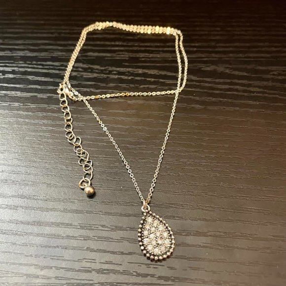 Teardrop Rhinestone Necklace - Picture 4 of 7